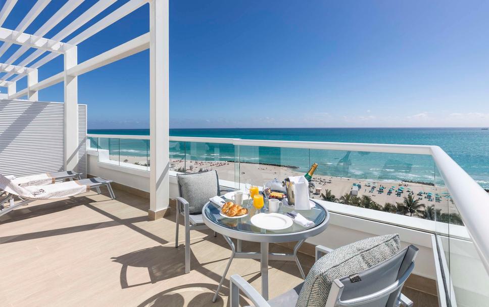 The Palms Hotel & Spa a partir de R$ 562 (R̶$̶ ̶4̶.̶1̶9̶0̶). Hotéis em  Miami Beach - KAYAK