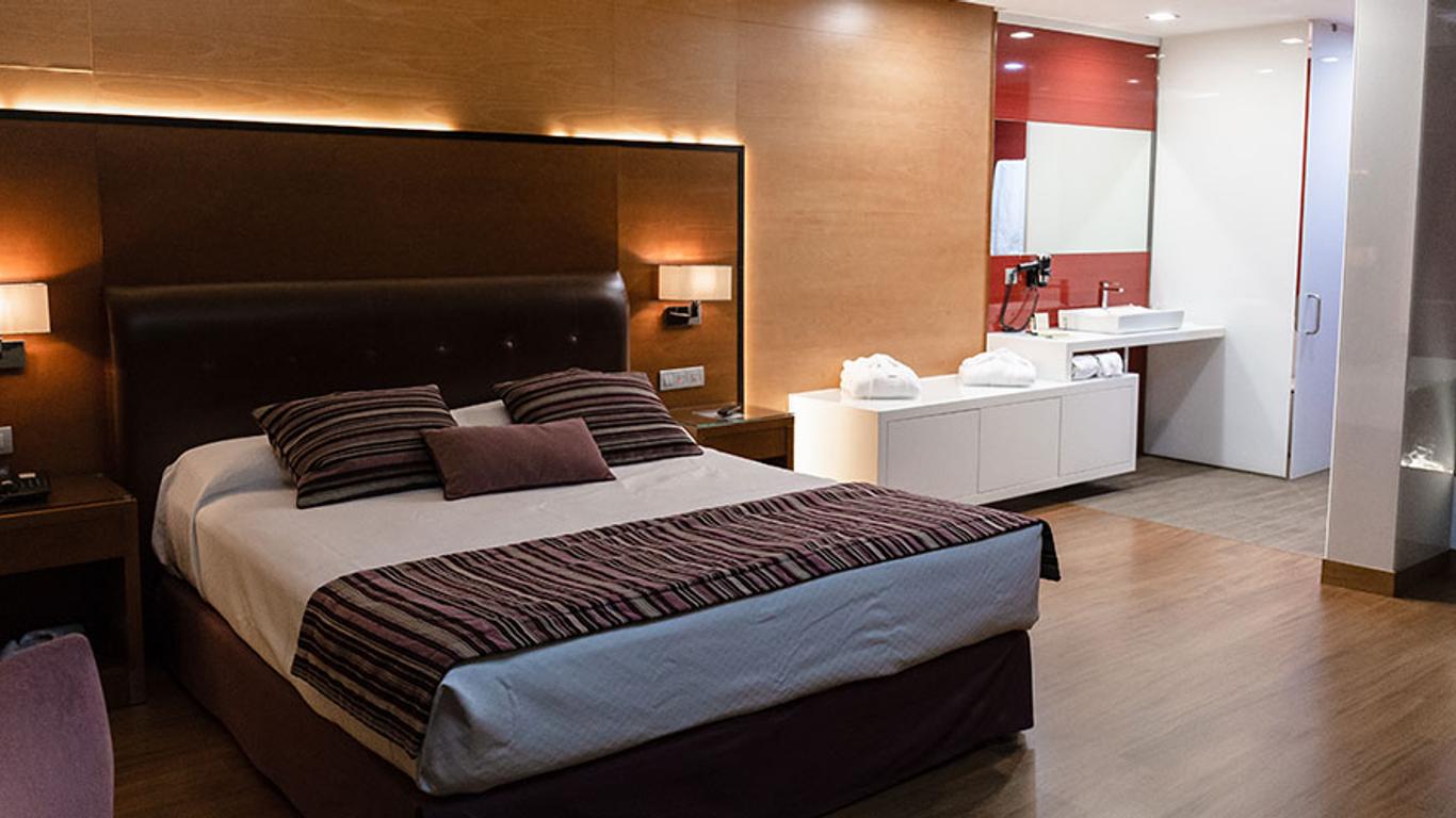 Hotel Motel Portofino a partir de R$ 554 (R̶$̶ ̶6̶1̶8̶). Motéis em  Matosinhos - KAYAK
